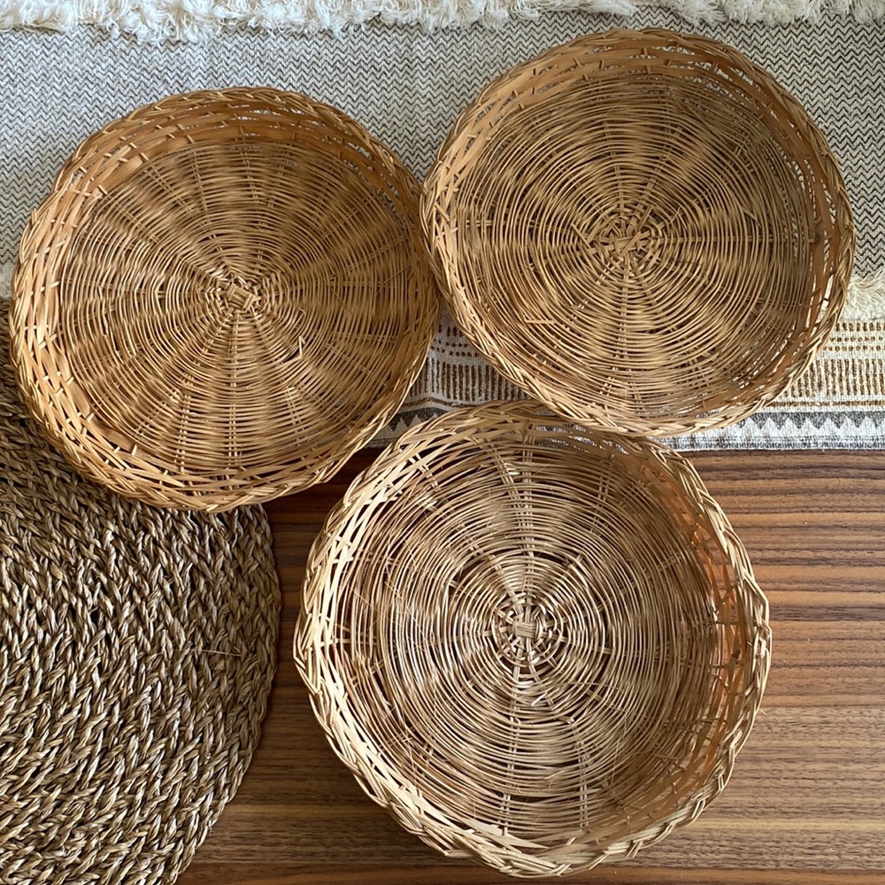 Set of 3 woven baskets